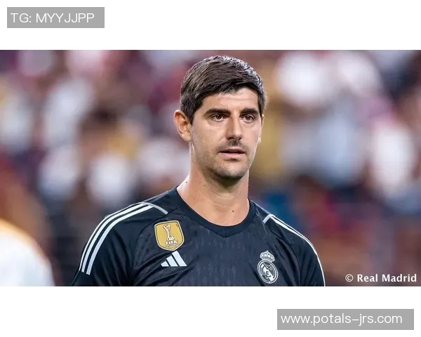 库尔图瓦的守门传奇与足球世界的辉煌时刻解析